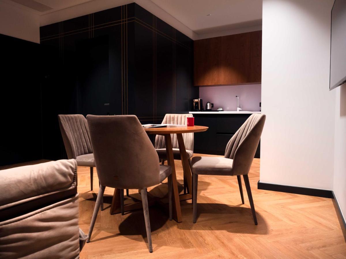 Moncafe Boutique Hotel & Spa Tiranë Luaran gambar