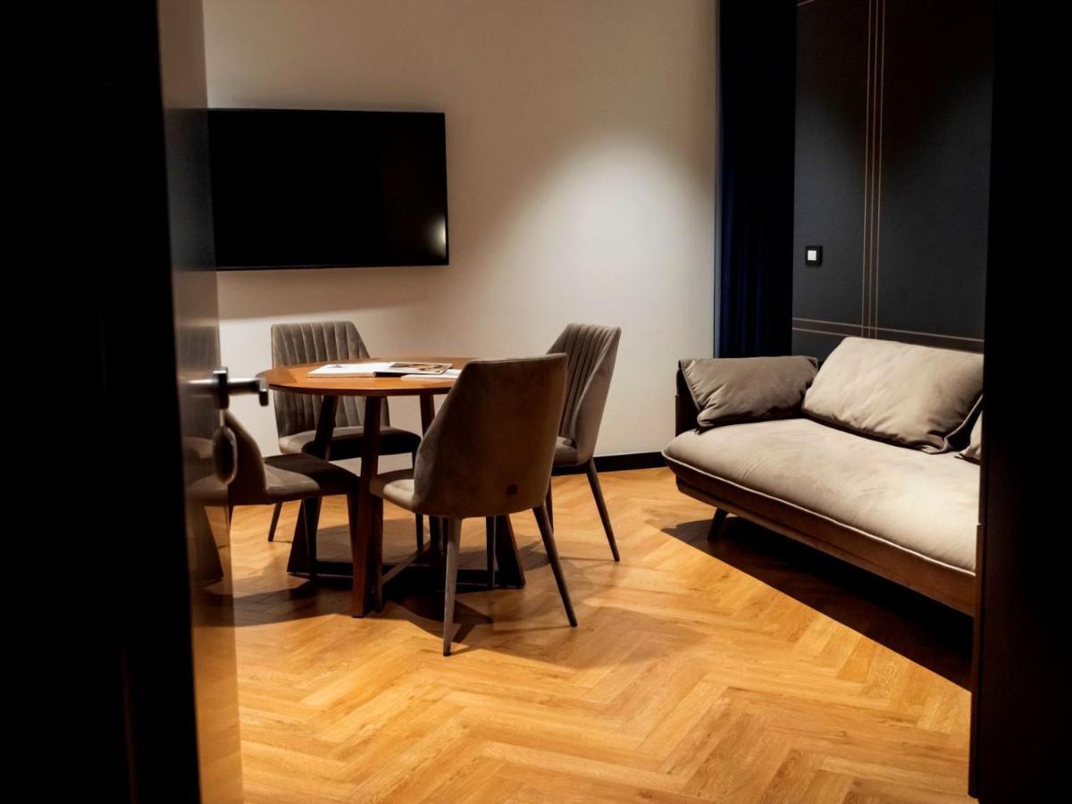 Moncafe Boutique Hotel & Spa Tiranë Luaran gambar