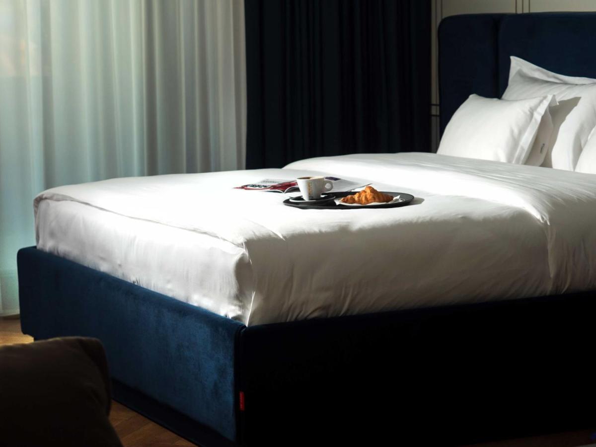 Moncafe Boutique Hotel & Spa Tiranë Luaran gambar
