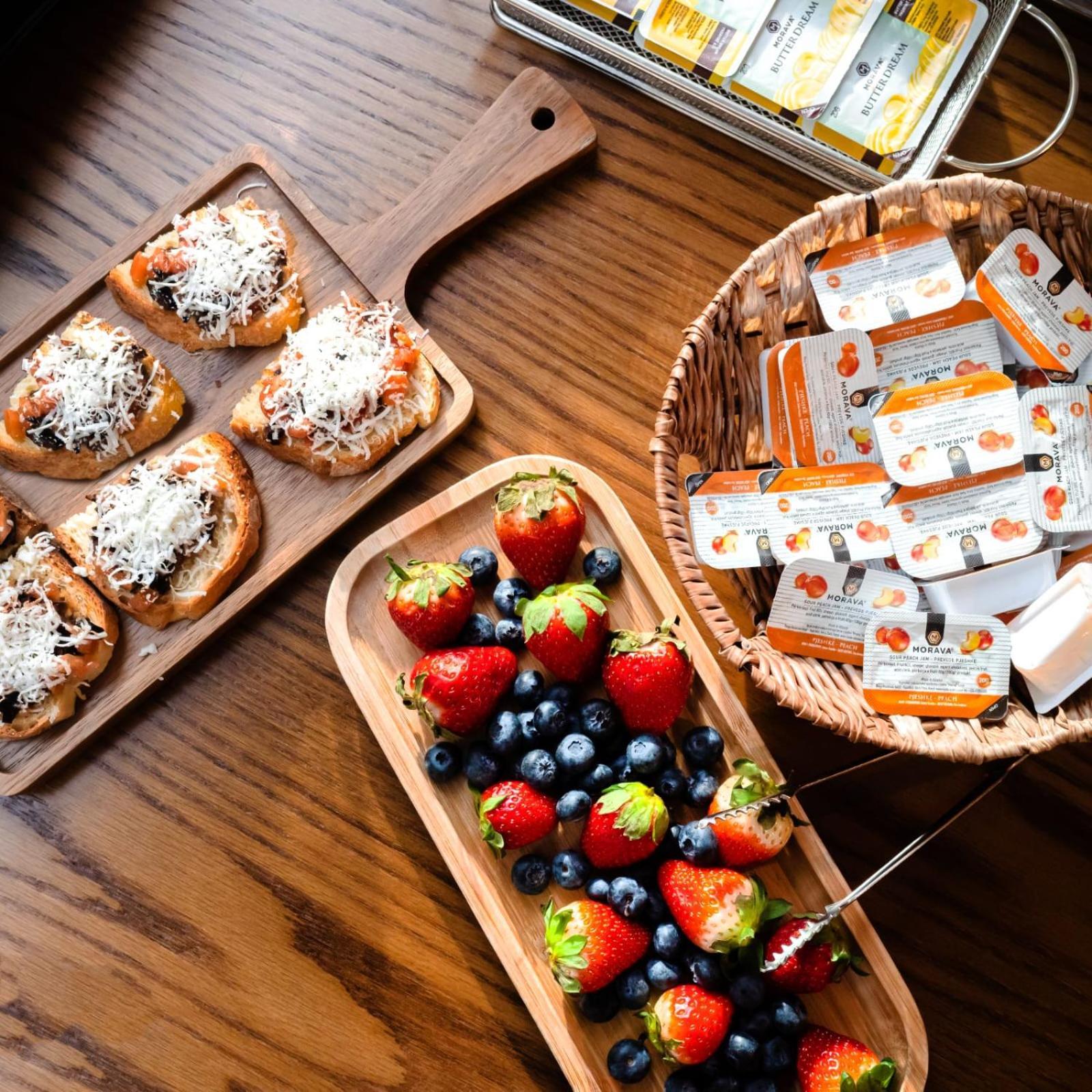 Moncafe Boutique Hotel & Spa Tiranë Luaran gambar